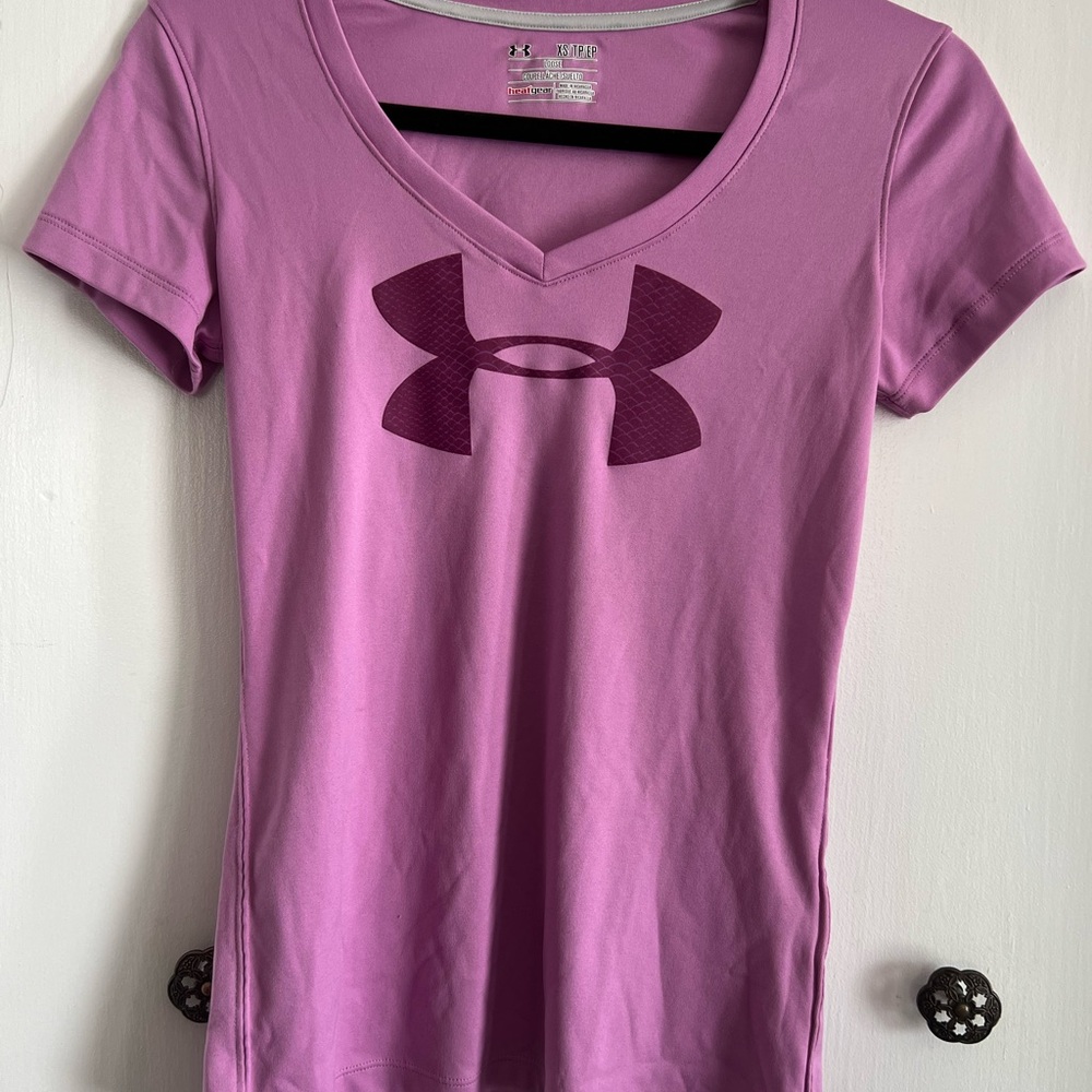 Women’s Under Armour Heat Gear Active V-Neck T-Shirt Size XS